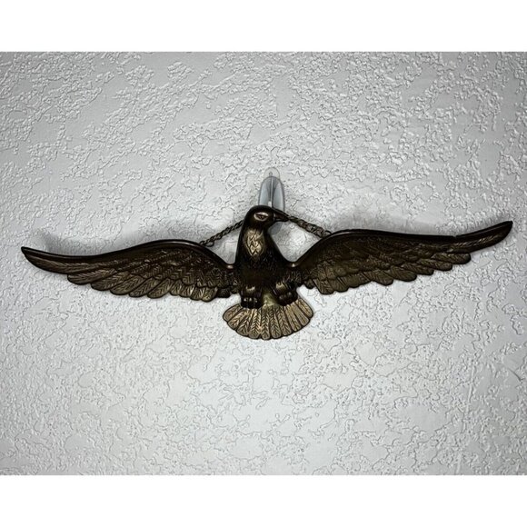 Vintage Large Wall Hanging Solid Brass Flying Eagle Plaque 18” Long Patriotic - Picture 3 of 11